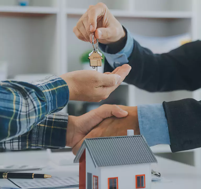 Top-Notch Company to Sell House Without Agent in Babylon, NY